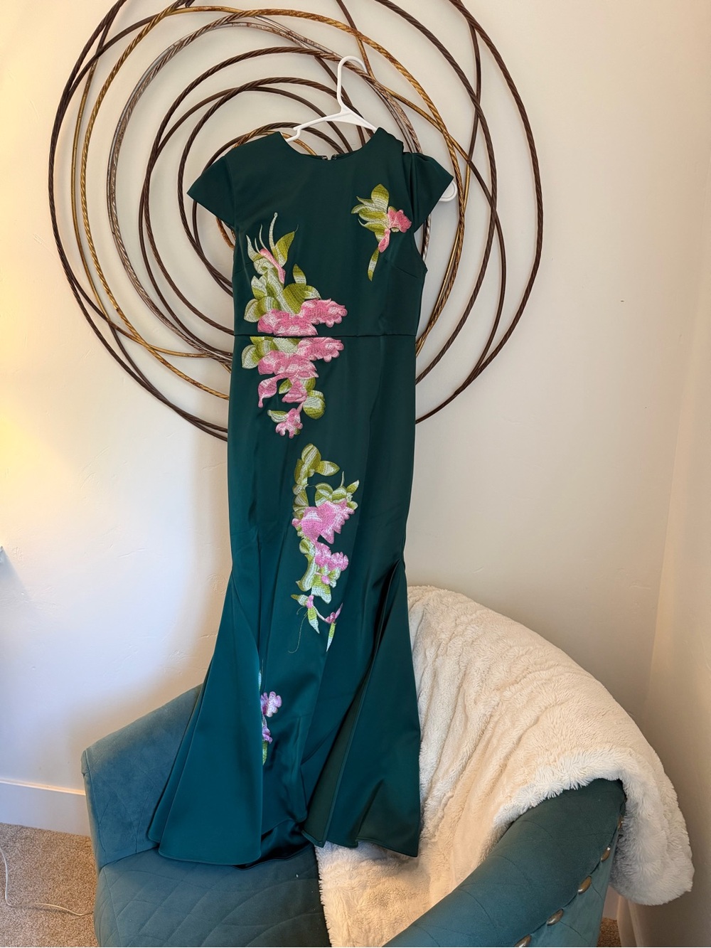 Emerald Green Floral Embroidered Evening Dress